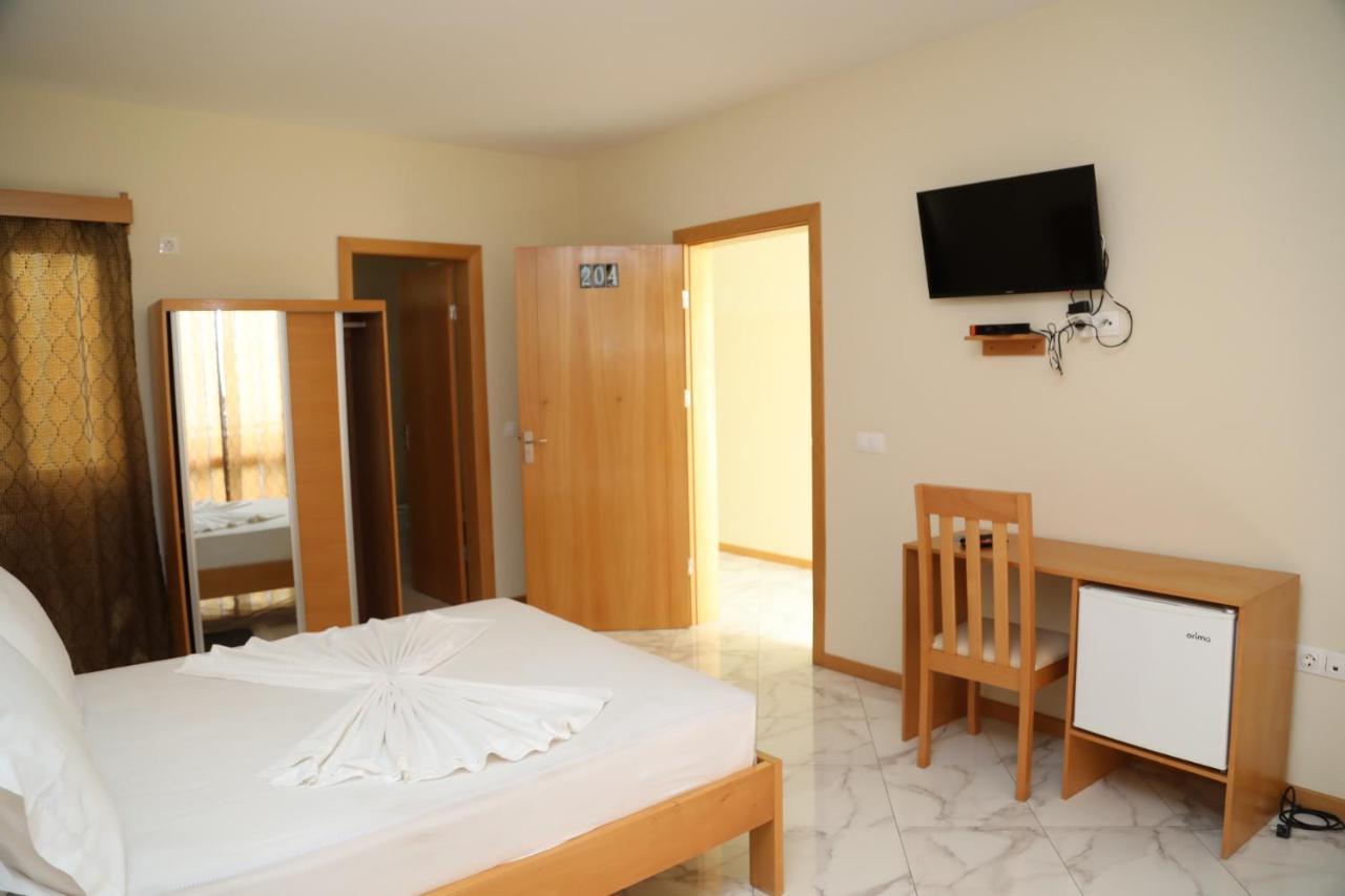 Cruzeiro Guest House Сао Филипе Екстериор снимка