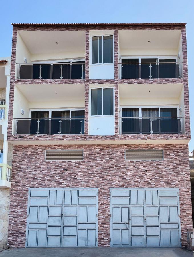 Cruzeiro Guest House Сао Филипе Екстериор снимка