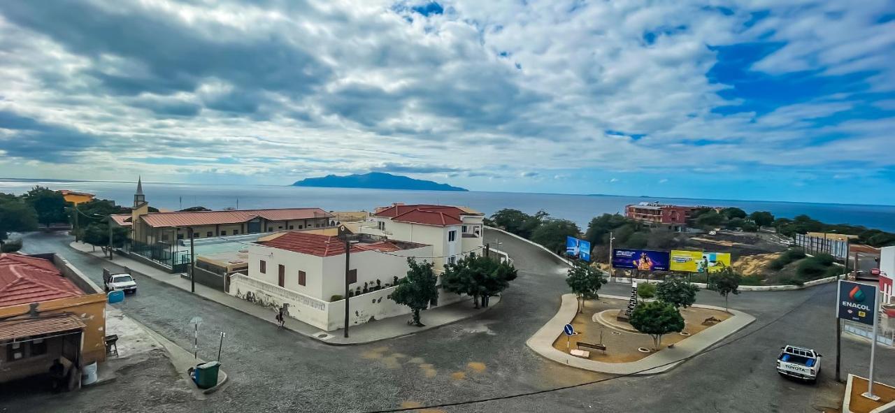 Cruzeiro Guest House Сао Филипе Екстериор снимка