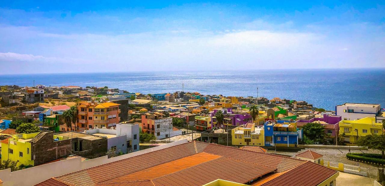 Cruzeiro Guest House Сао Филипе Екстериор снимка