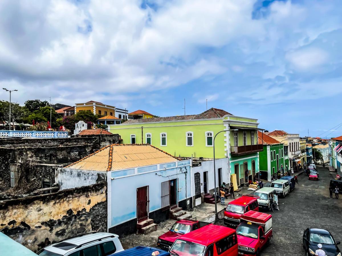 Cruzeiro Guest House Сао Филипе Екстериор снимка