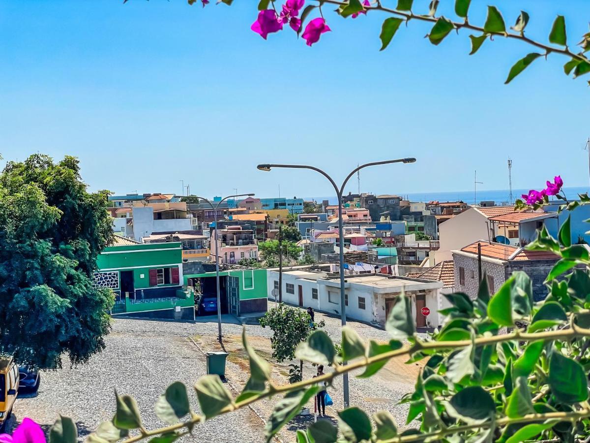 Cruzeiro Guest House Сао Филипе Екстериор снимка