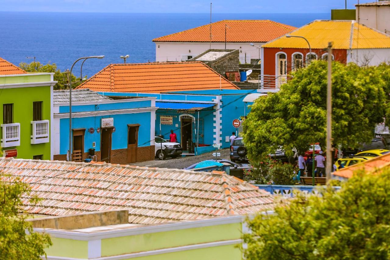 Cruzeiro Guest House Сао Филипе Екстериор снимка